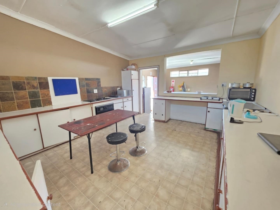 12 Bedroom Property for Sale in Universitas Free State